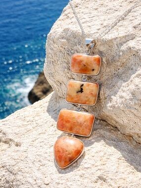 NEW! Sunstone Necklace